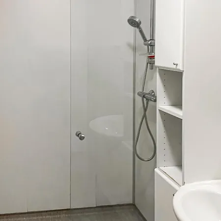 1 Bedroom Lovely In